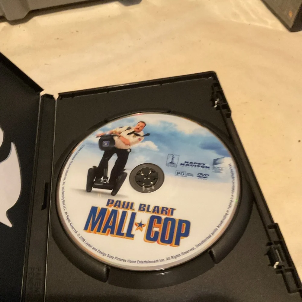 DVD- Paul Blart Mall Cop. V31
